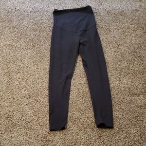 Maternity leggings size m